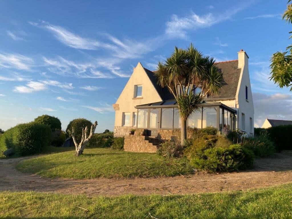 Kermartin - Maison De Famille Avec Vue Sur La Baie De Morlaix Plouezoc'h Exterior photo