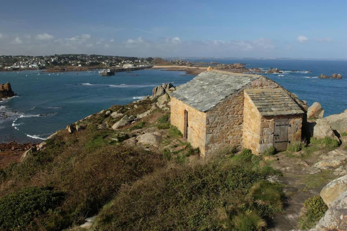 Kermartin - Maison De Famille Avec Vue Sur La Baie De Morlaix Plouezoc'h Exterior photo